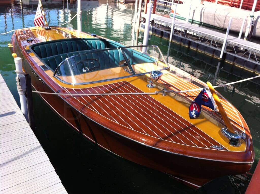 1955 Chris Craft 21ft Capri - Sierra Boat Co. - Hemi Engine