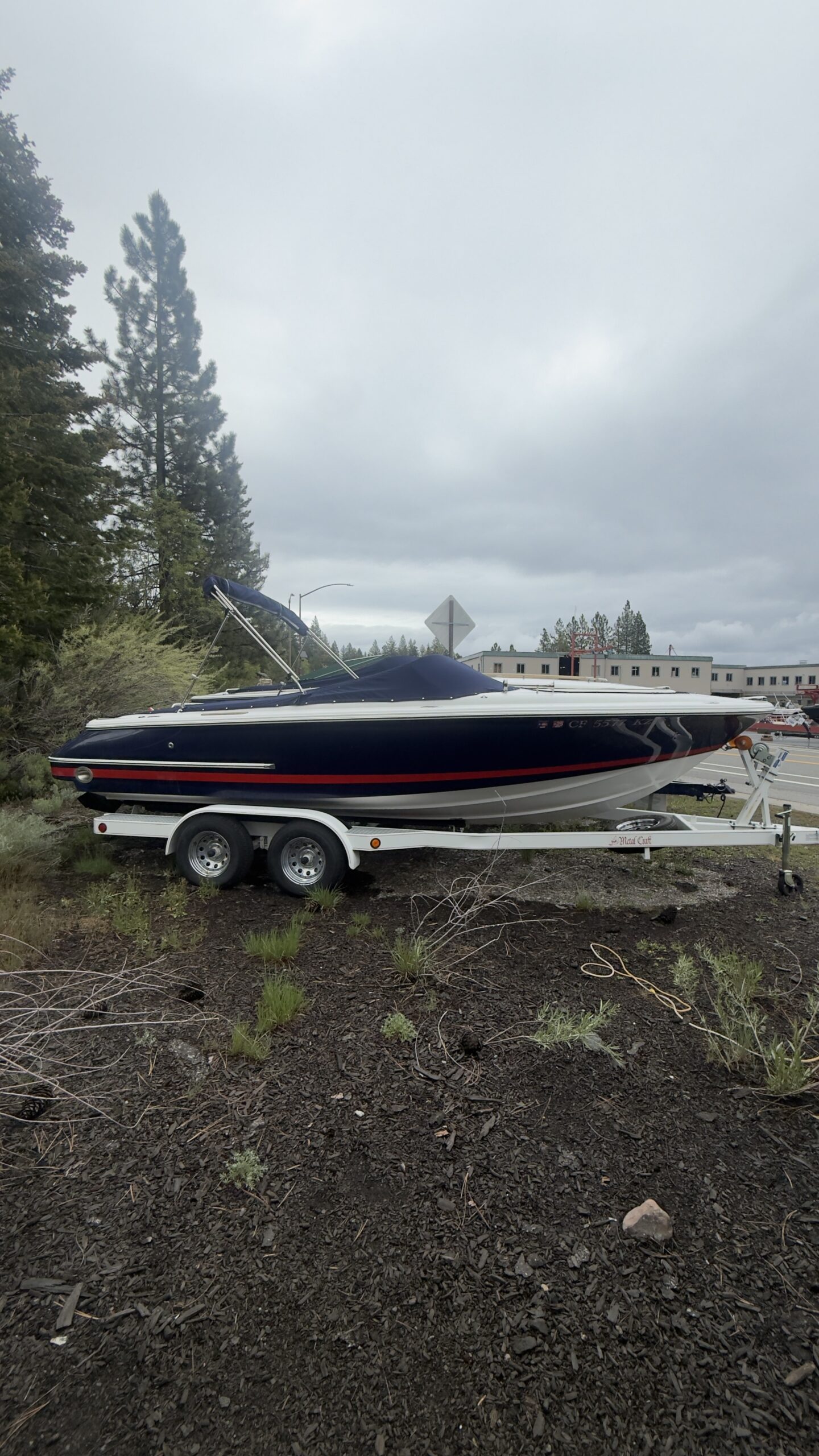2004 Chris Craft 22 Launch